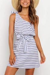 Minikleid mit One-Shoulder-Träger und Schleife